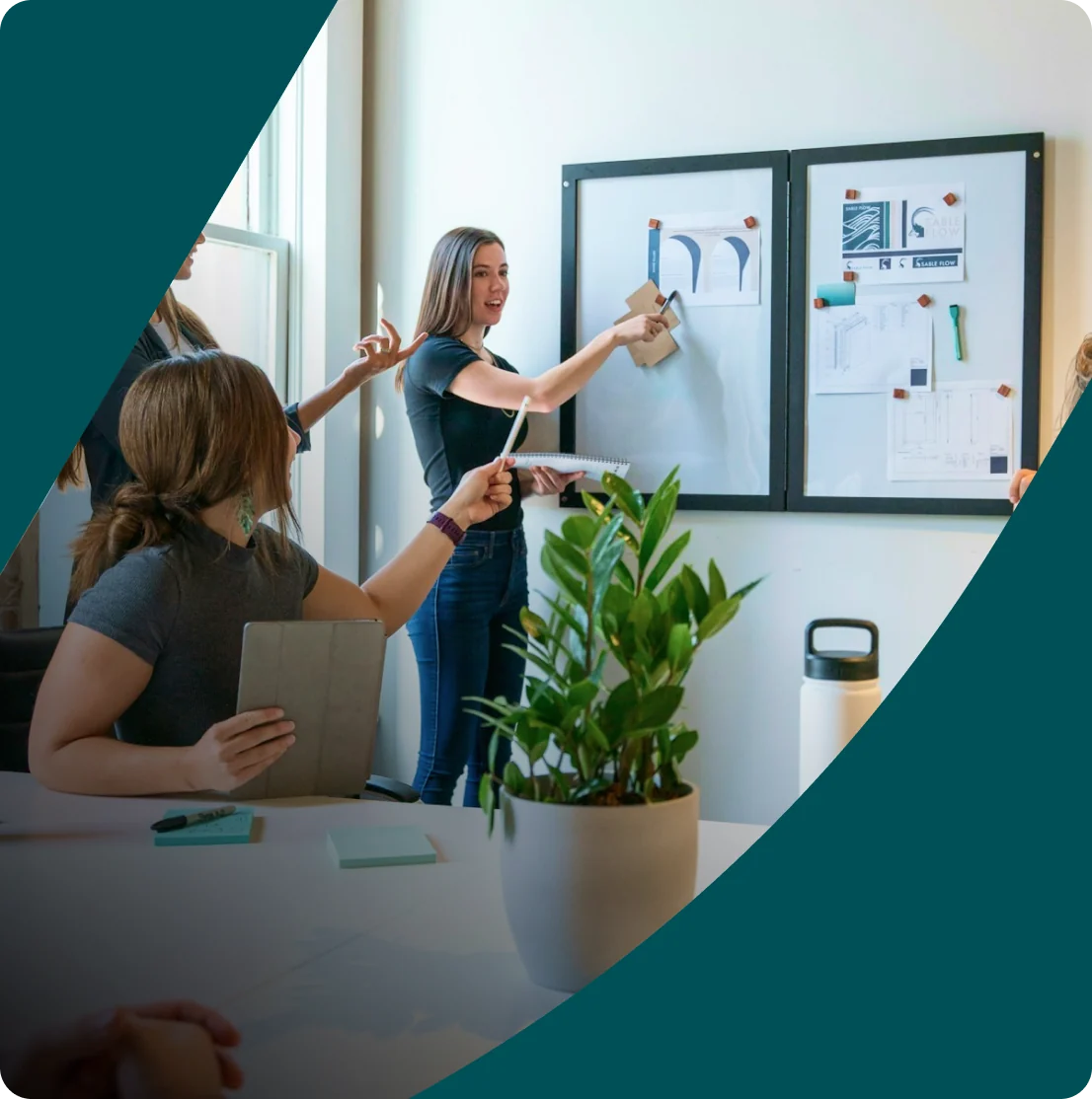 Team di consulenti in una sessione di lavoro